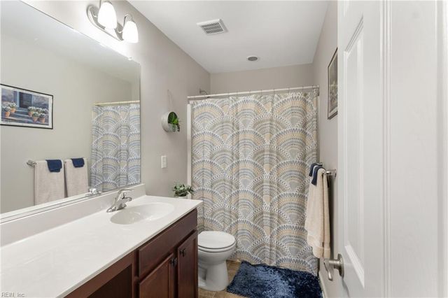 2378 Somerset WAY, Hayes, VA 23072