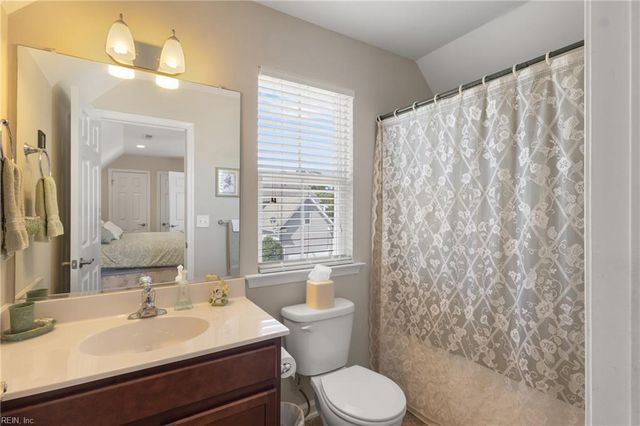 2378 Somerset WAY, Hayes, VA 23072
