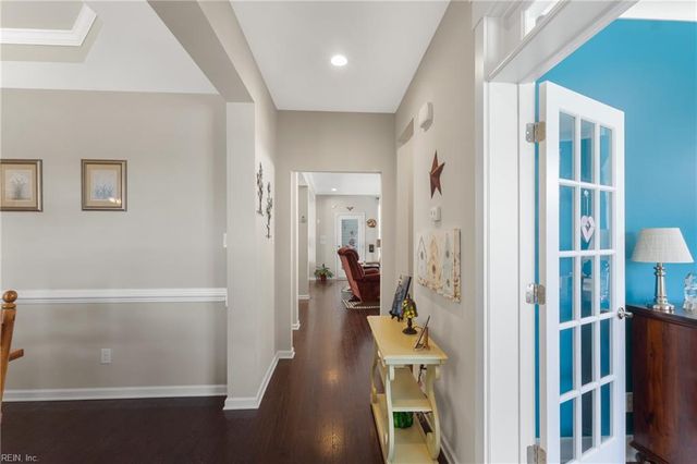 2378 Somerset WAY, Hayes, VA 23072