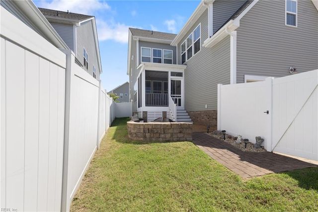 2378 Somerset WAY, Hayes, VA 23072