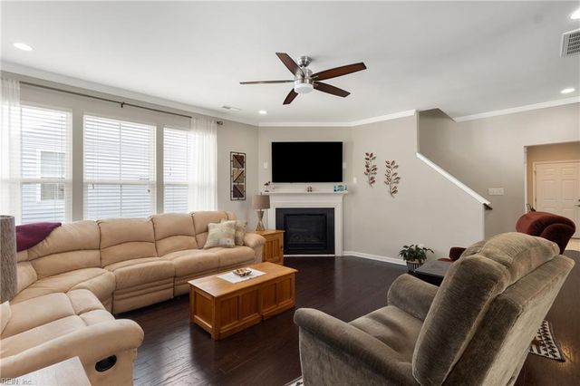 2378 Somerset WAY, Hayes, VA 23072