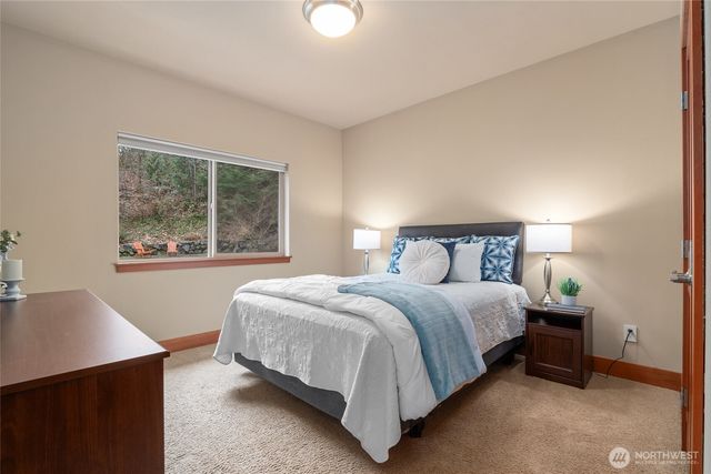 19915 SE Petrovitsky Road, Maple Valley, WA 98038