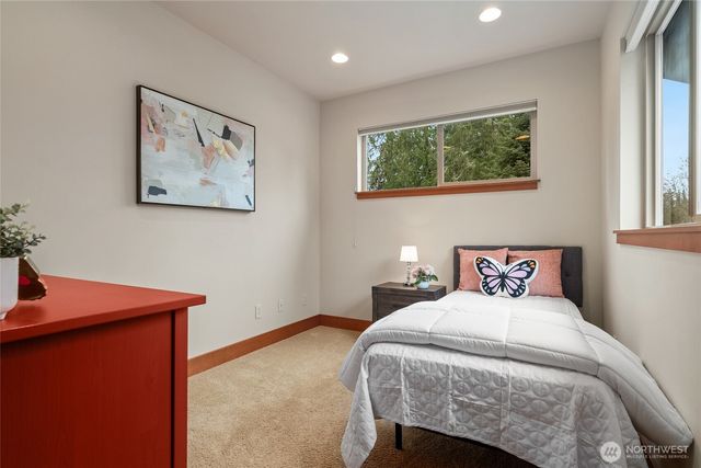 19915 SE Petrovitsky Road, Maple Valley, WA 98038