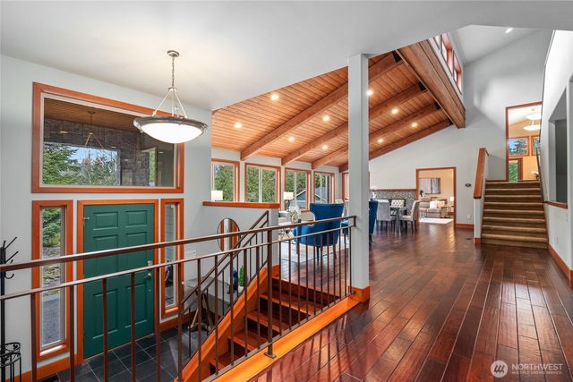 19915 SE Petrovitsky Road, Maple Valley, WA 98038