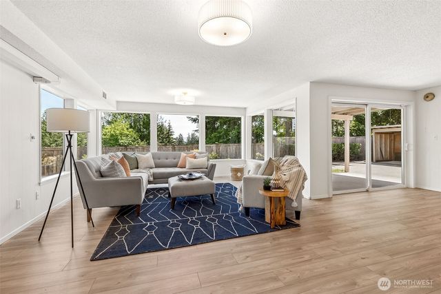 1473 Evergreen Place, Fircrest, WA 98466