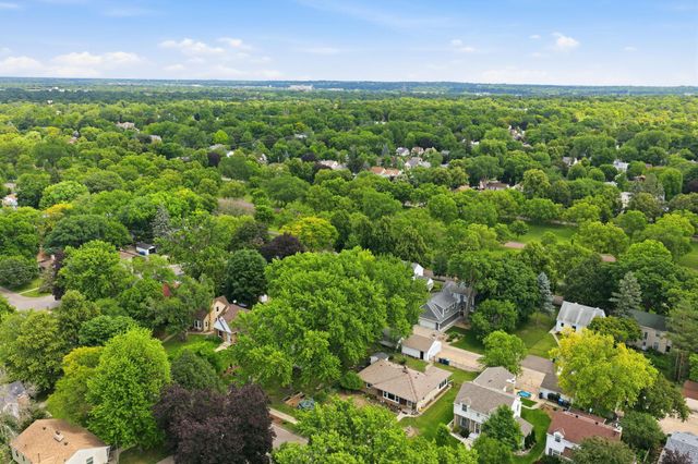 3426 Zenith Avenue N, Robbinsdale, MN 55422
