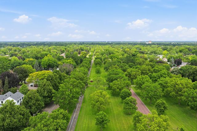 3426 Zenith Avenue N, Robbinsdale, MN 55422