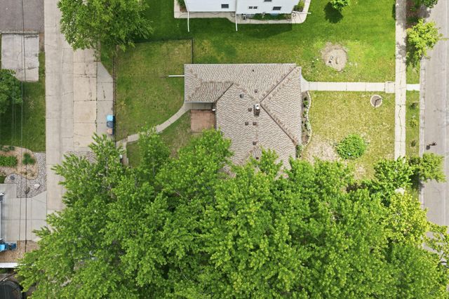 3426 Zenith Avenue N, Robbinsdale, MN 55422