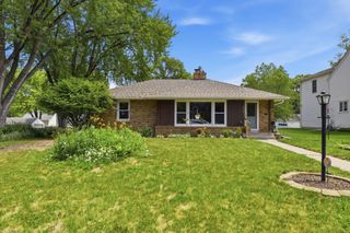 3426 Zenith Avenue N, Robbinsdale, MN 55422