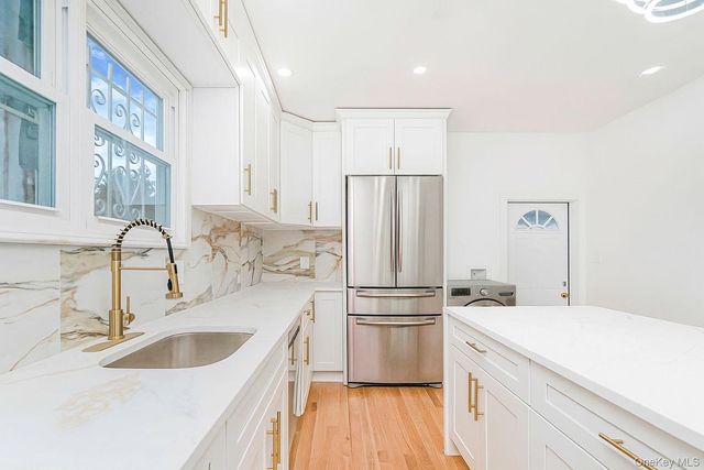 617 E 52nd Street, Brooklyn, NY 11203