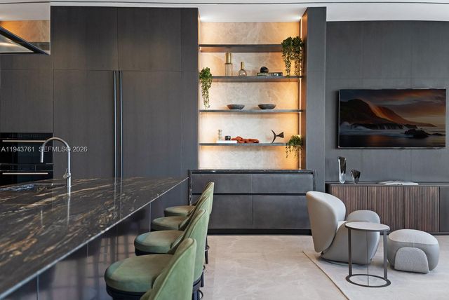 217 E Rivo Alto Dr, Miami Beach, FL 33139