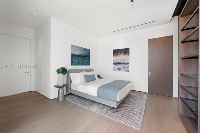 217 E Rivo Alto Dr, Miami Beach, FL 33139