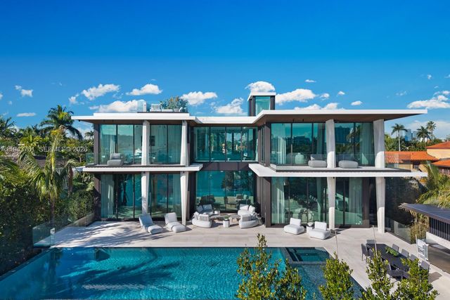 217 E Rivo Alto Dr, Miami Beach, FL 33139