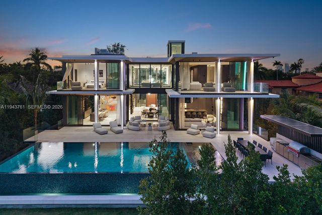 217 E Rivo Alto Dr, Miami Beach, FL 33139