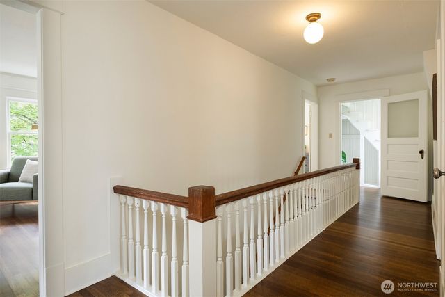 806 15th Avenue E, Seattle, WA 98112