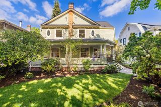 806 15th Avenue E, Seattle, WA 98112
