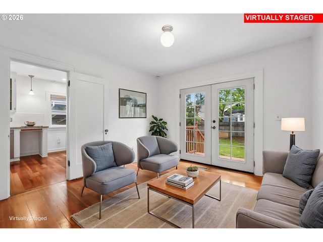 334 Ne 71ST Ave, Portland, OR 97213
