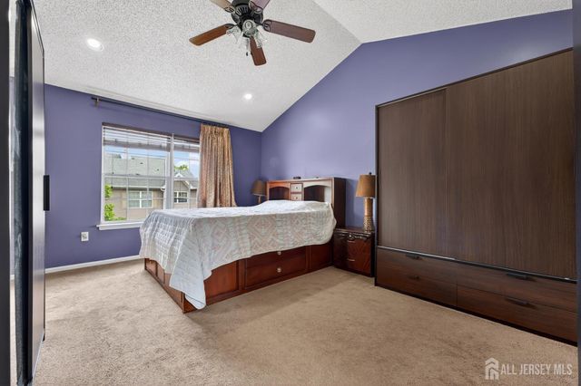 13 Diaz Court, Franklin Twsp, NJ 08823