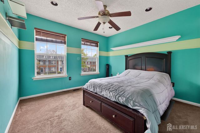 13 Diaz Court, Franklin Twsp, NJ 08823