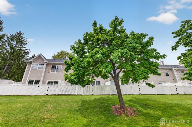 13 Diaz Court, Franklin Twsp, NJ 08823