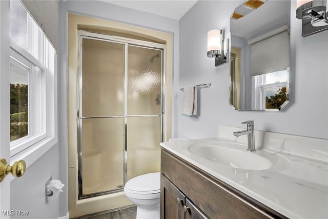 8053 Thornhurst Drive, North Royalton, OH 44133