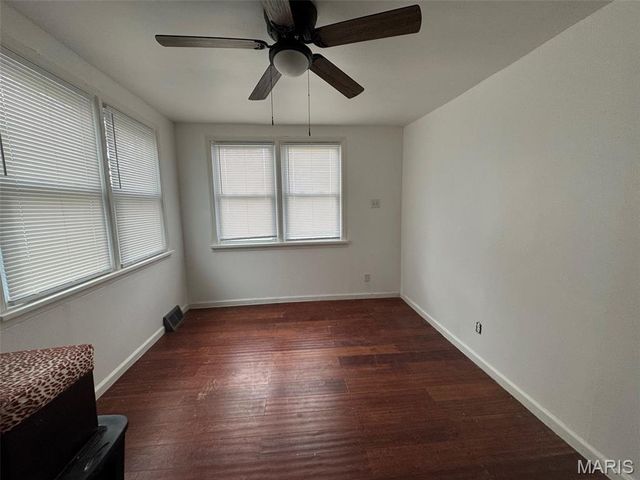 3762 French Avenue, St Louis, MO 63116