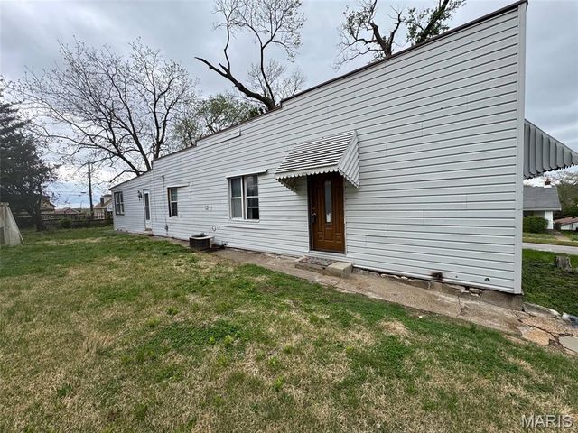 3762 French Avenue, St Louis, MO 63116