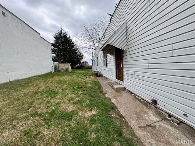 3762 French Avenue, St Louis, MO 63116