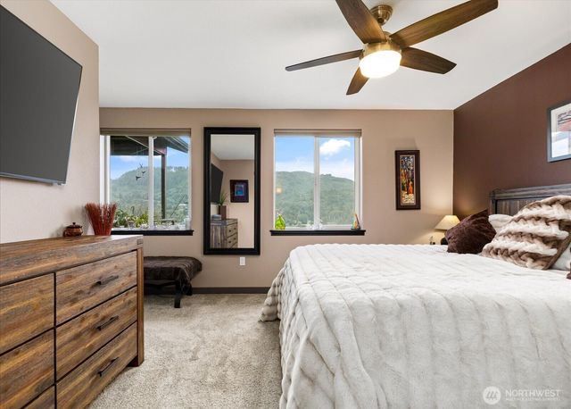 24153 Walker Valley Road, Mount Vernon, WA 98274