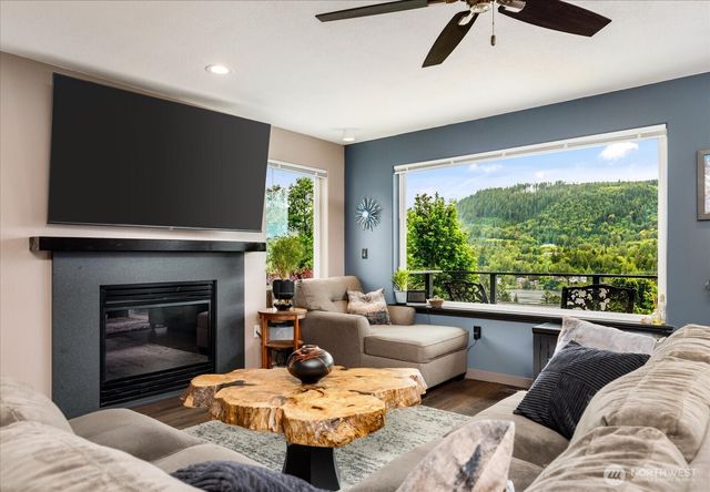 24153 Walker Valley Road, Mount Vernon, WA 98274