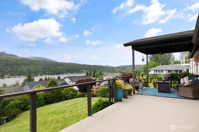 24153 Walker Valley Road, Mount Vernon, WA 98274
