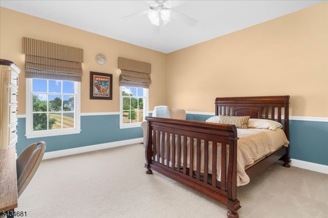 10 Claridge Ln, Raritan Twp., NJ 08822