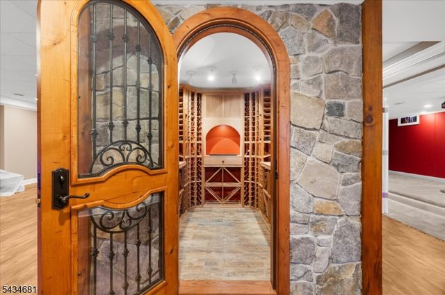 10 Claridge Ln, Raritan Twp., NJ 08822