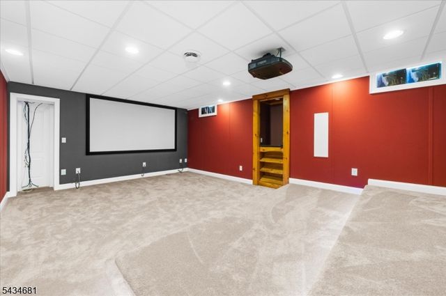 10 Claridge Ln, Raritan Twp., NJ 08822