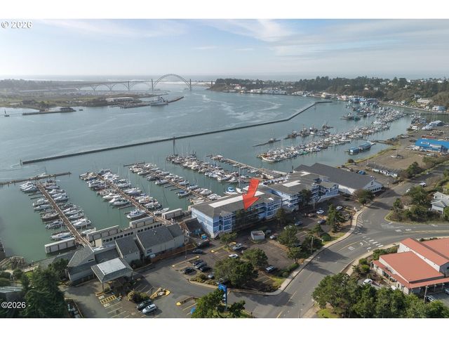890 Se BAY Blvd 305, Newport, OR 97365