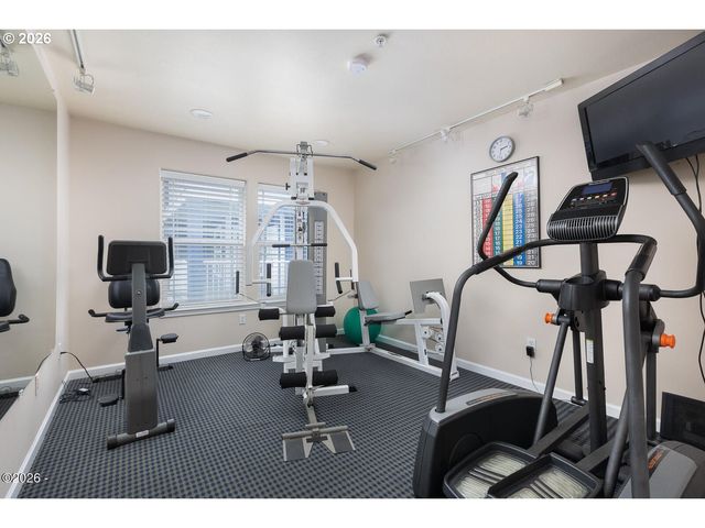 890 Se BAY Blvd 305, Newport, OR 97365