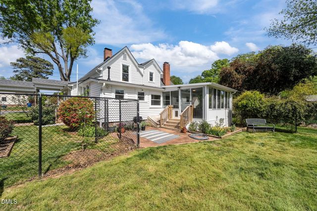 222 E Minneola Street, Gibsonville, NC 27249