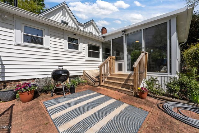 222 E Minneola Street, Gibsonville, NC 27249