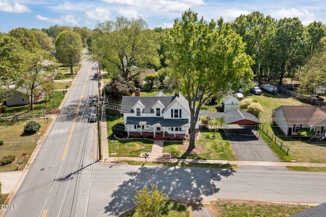 222 E Minneola Street, Gibsonville, NC 27249