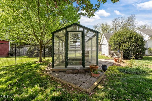 222 E Minneola Street, Gibsonville, NC 27249