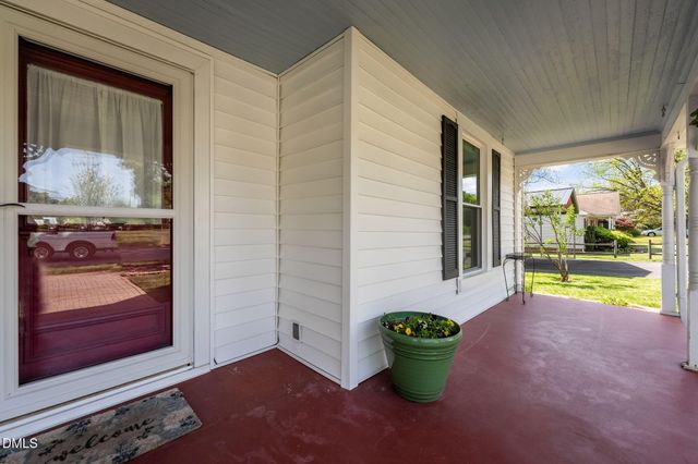 222 E Minneola Street, Gibsonville, NC 27249