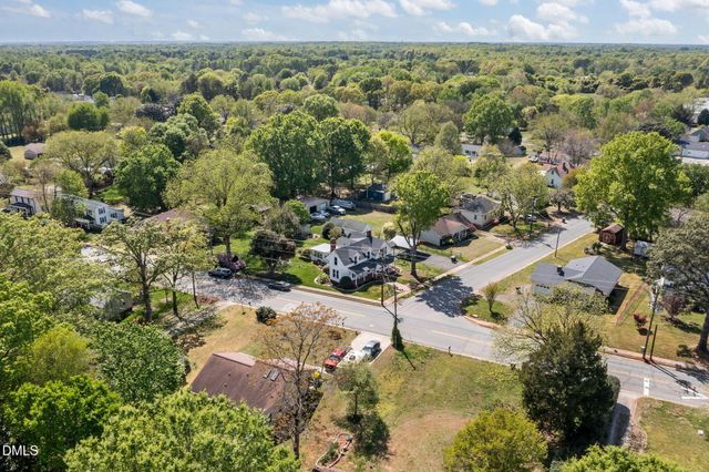 222 E Minneola Street, Gibsonville, NC 27249