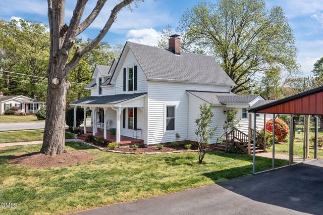 222 E Minneola Street, Gibsonville, NC 27249