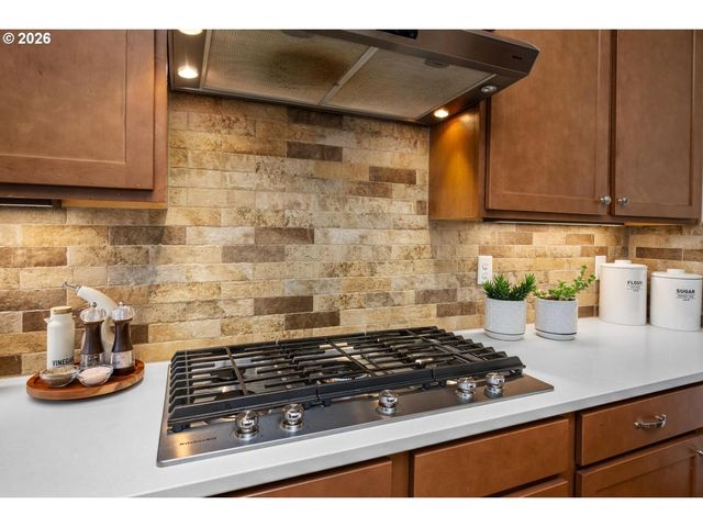 20475 Sw COMANCHE Ter, Tualatin, OR 97062