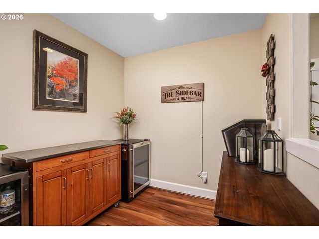 20475 Sw COMANCHE Ter, Tualatin, OR 97062