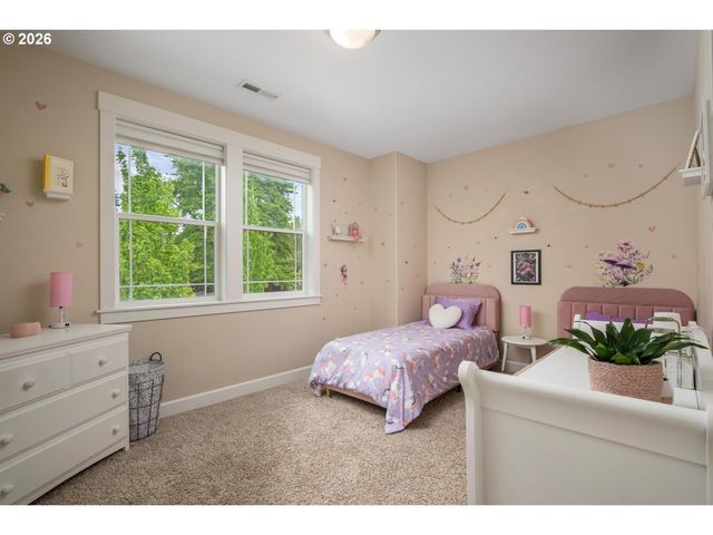 20475 Sw COMANCHE Ter, Tualatin, OR 97062
