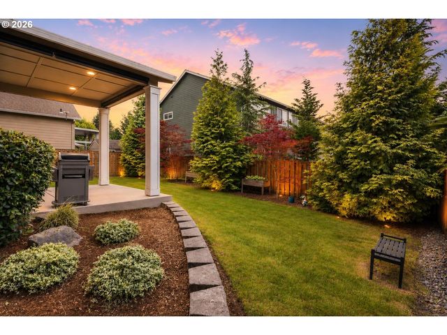 20475 Sw COMANCHE Ter, Tualatin, OR 97062