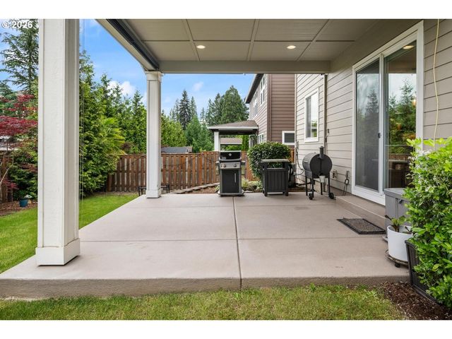 20475 Sw COMANCHE Ter, Tualatin, OR 97062