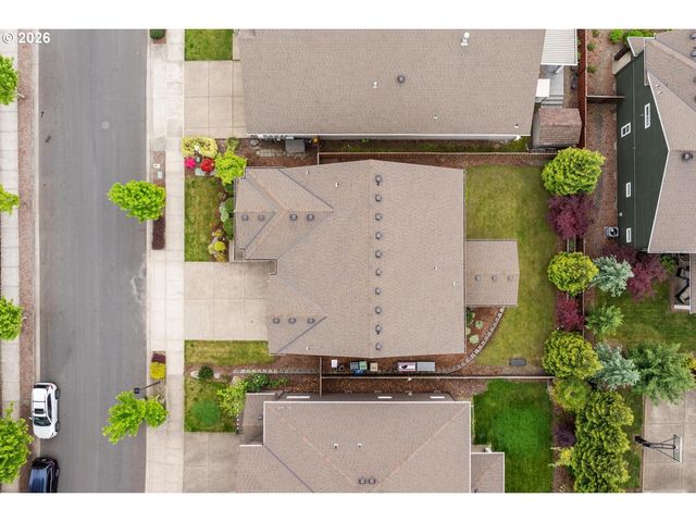 20475 Sw COMANCHE Ter, Tualatin, OR 97062