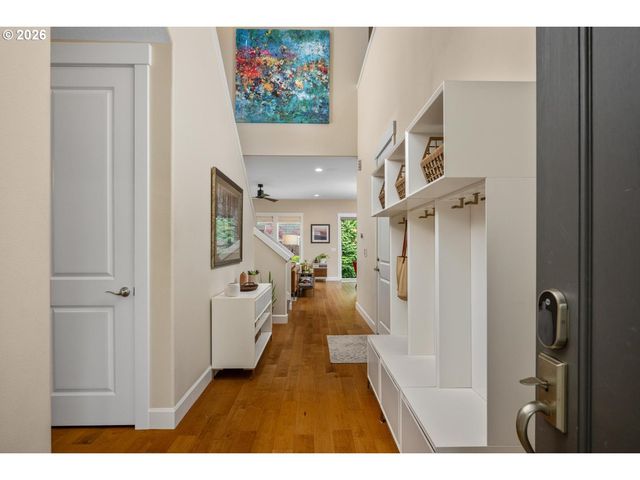 20475 Sw COMANCHE Ter, Tualatin, OR 97062